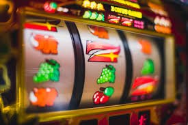 Virtual entertainment and live games on sz777